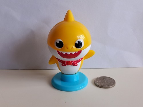 Pinkfong baby shark figure toy - shark,