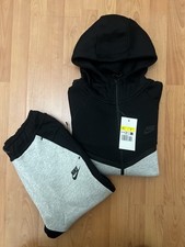 Nike Tech Fleece Grey And