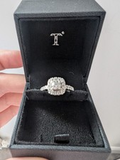 Tolkowsky 18ct White Gold Engagement Ring & 18ct White Gold Diamond Wedding Band