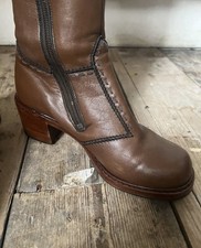 1970’s Brown Leather Platform Boots. Gorgeous. UK5. EU39. Heel 4 Inches. Zip.