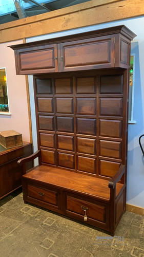 Handmade oak settle