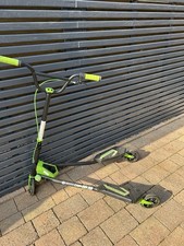   Wiggle Flicker Scissors Scooter Green