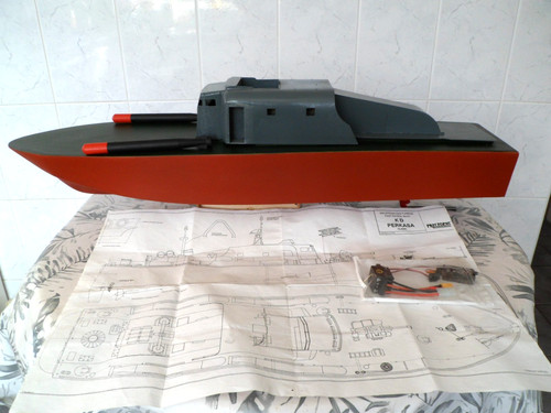 Perkasa model power boat - ,