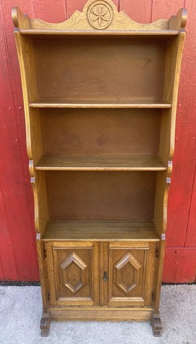 Oak veneer bookcase with - oak,