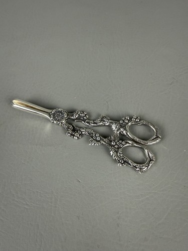 Vintage floral vine - am,