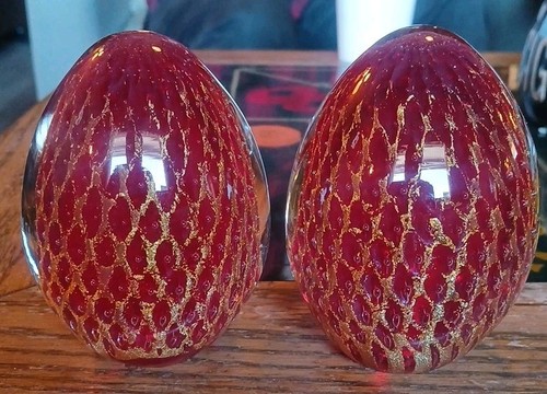 Glass egg paperweights ruby - glass,