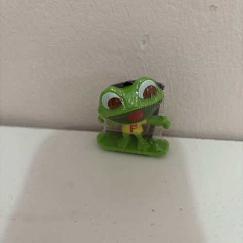 Action figure toy freddo frog - action,