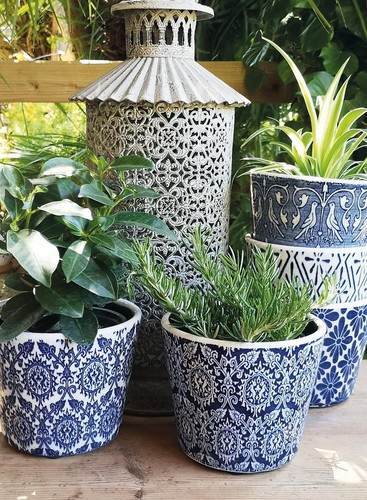 Blue white dutch pots - &,