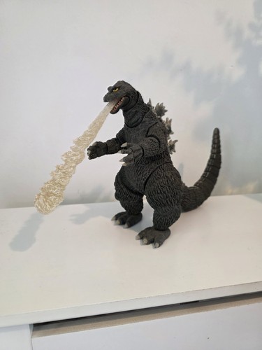 Neca godzilla inch action - neca,