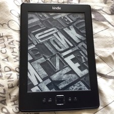 Amazon Kindle 4th Gen D01100 Wi-Fi 6" e-Book Reader - Black