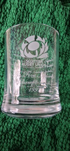 Whiskey glass the famous - (,