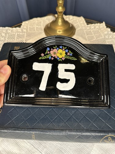 Vintage black ceramic house - black,