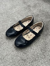 girls navy shoes