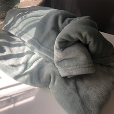 Throw Blanket 150 x 200cm Sherpa Fleece Soft Sofa Cover Sage Green Vc5