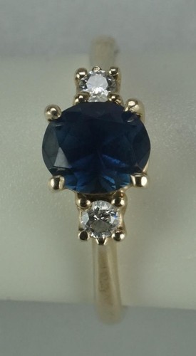9ct yellow gold - 9ct, trilogy