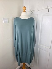MARLA WYNNE Grey Round Neck