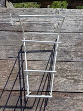 WIRE PLATE RACK. VINTAGE
