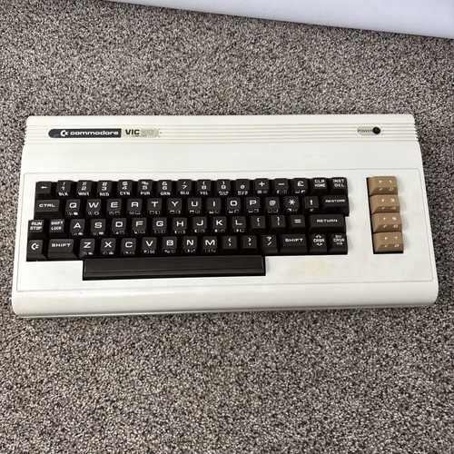 Commodore vic computer w - commodore,
