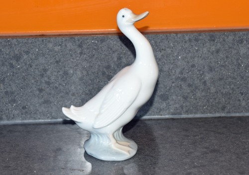 Lladro nao porcelain white - lladro,