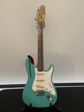 VINTAGE SUNN MUSTANG ELECTRIC GUITAR By FMIC - Fender Musical Instruments Corp