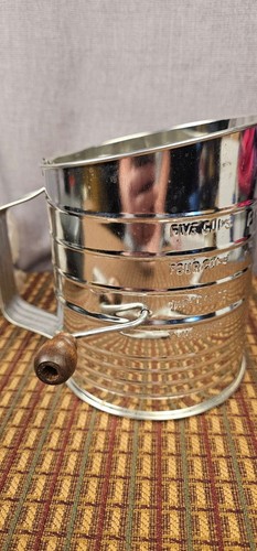 Vintage cup tin flour sifter - vintage, 5-cup