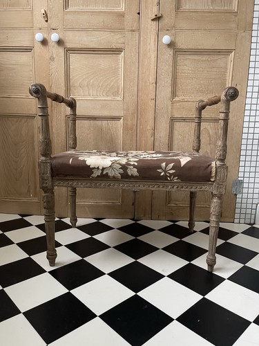 Elegant 19th century french - an,