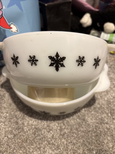 Vintage pyrex medium snowflake - vintage,