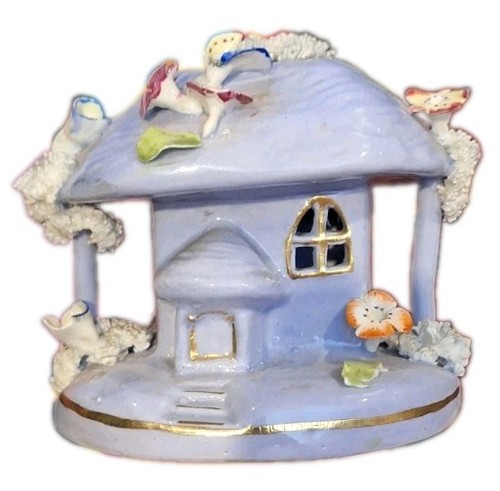 Staffordshire lilac pastille - lilac,