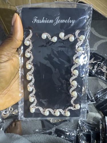Elegant pearl crystal necklace - pearl,