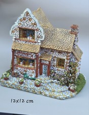 Leonardo Collection The Duck Inn Cottage Pub Figurine 12x12cm – Collectible