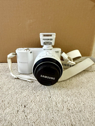 Samsung nx1000 white - samsung,