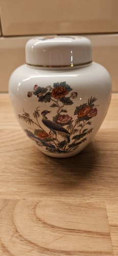 Wedgewood fbc kutani crane - kutani,