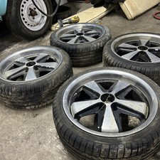 4 Volkswagen T2 Bay Porsche