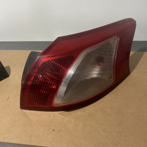 Mitsubishi lancer tail - mitsubishi,