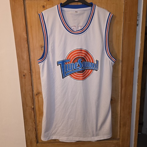 Space jam tune squad bugs - tune,