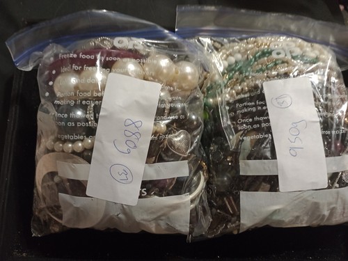 Job lot costume - 4+kg,