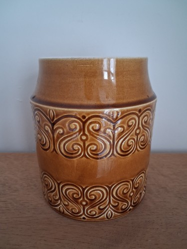 Shannon pottery - pottery, (ireland)