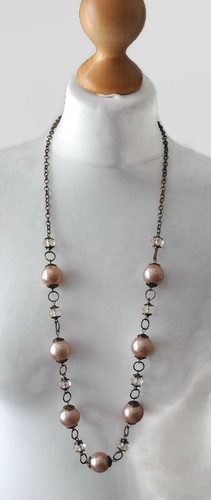 Girls and pearls retro - and,