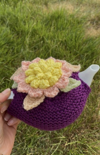 Crochet knitted tea - , cosy