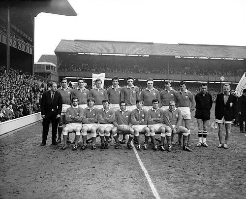 Wales team group 1970 old - wales,