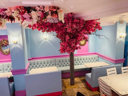 Restaurant booth seating - restaurant,
