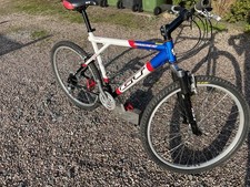 GT  Arrowhead Mountain Bike