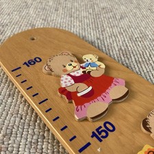 VINTAGE 1980S WOODEN BEAR