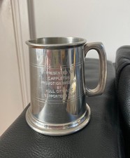 HULL CITY FC TANKARD TO COLIN APPLETON BY SUPPORTERS CLUB PROMOTION 1982 / 83