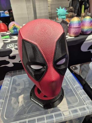 Wearable deadpool helmet - wearable, 3d