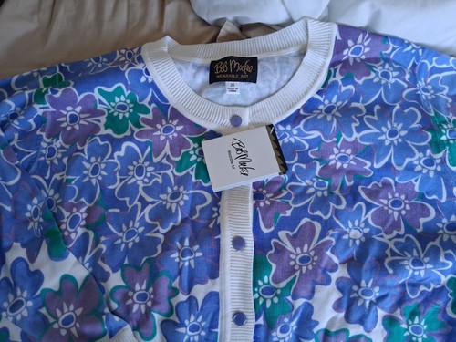 Nwt bob mackie wearable art - nwt,