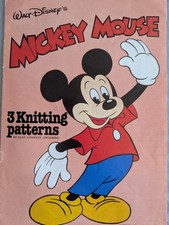 Disneys Mickey Mouse knitting
