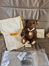 Steiff The 2005 teddy bear
