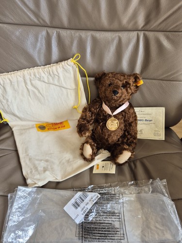 Steiff the 2005 teddy bear - steiff,