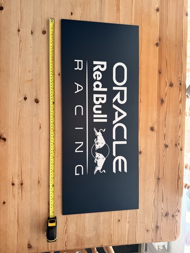 Red bull racing oracle wall - red,
